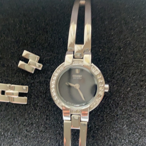 Citizen diamond face watch - Picture 2 of 7
